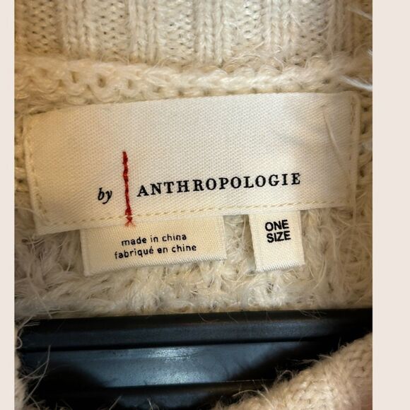 🤍 ANTHRO RUE SCALLOPED HEM EYELASH CAPE SWEATER WHITE OSFM NWT SUPER SOFT - Picture 8 of 9